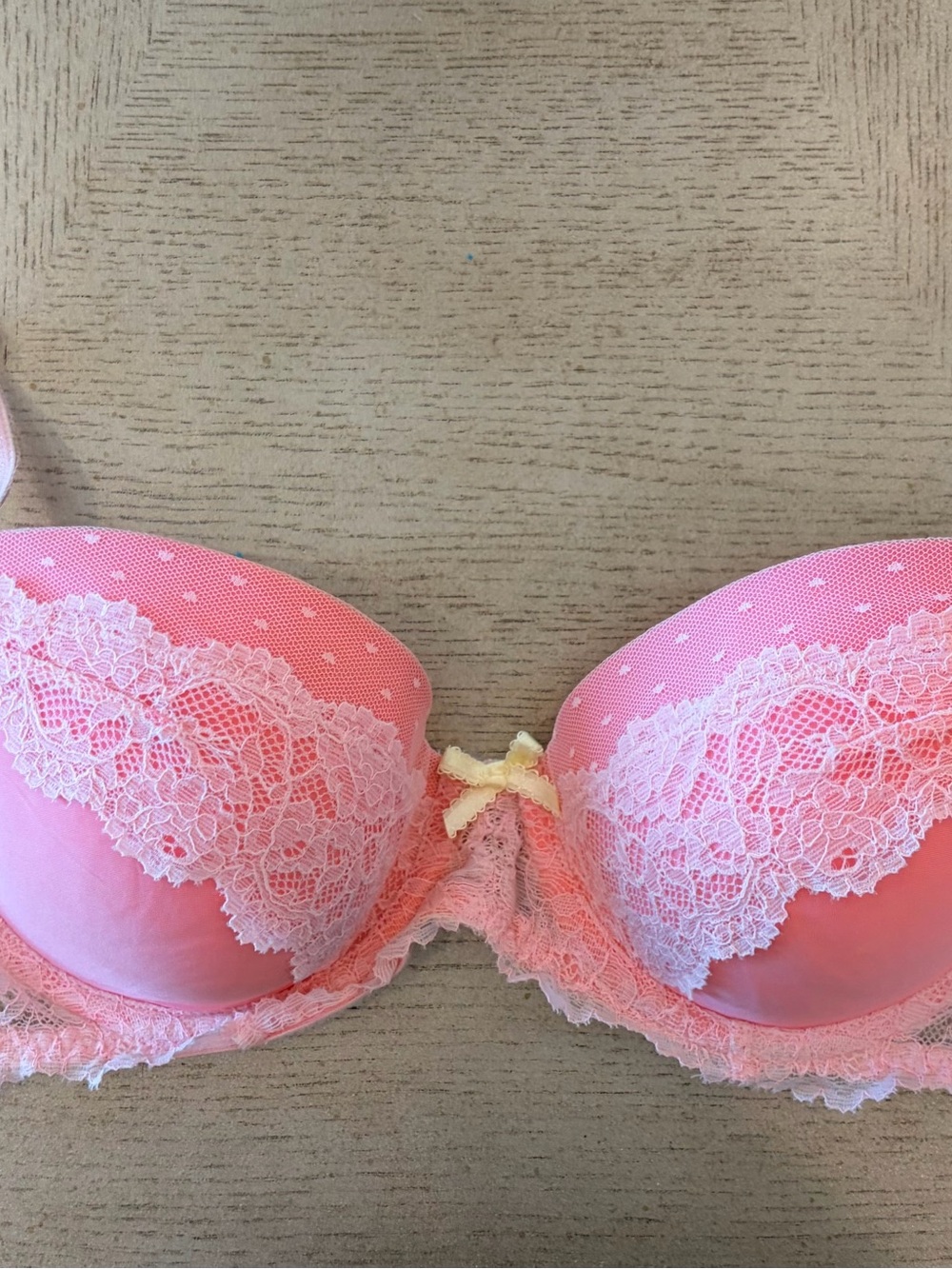 NWOT Pink Victoria's Secret Bra 32D